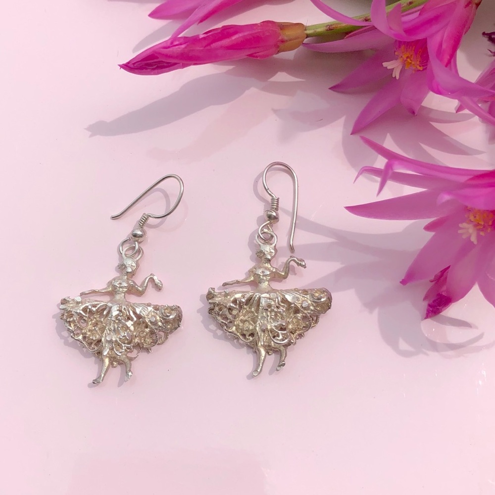 Ballerina earrings
